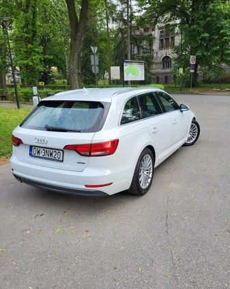 Audi A4 cena 81900 przebieg: 195000, rok produkcji 2016 z Ziębice małe 379